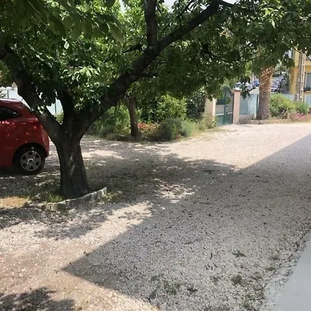 דירה Studio Meuble 32m²